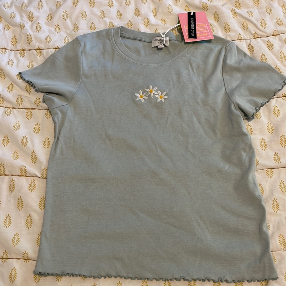 NWT Ghanda Daisy Baby Tee